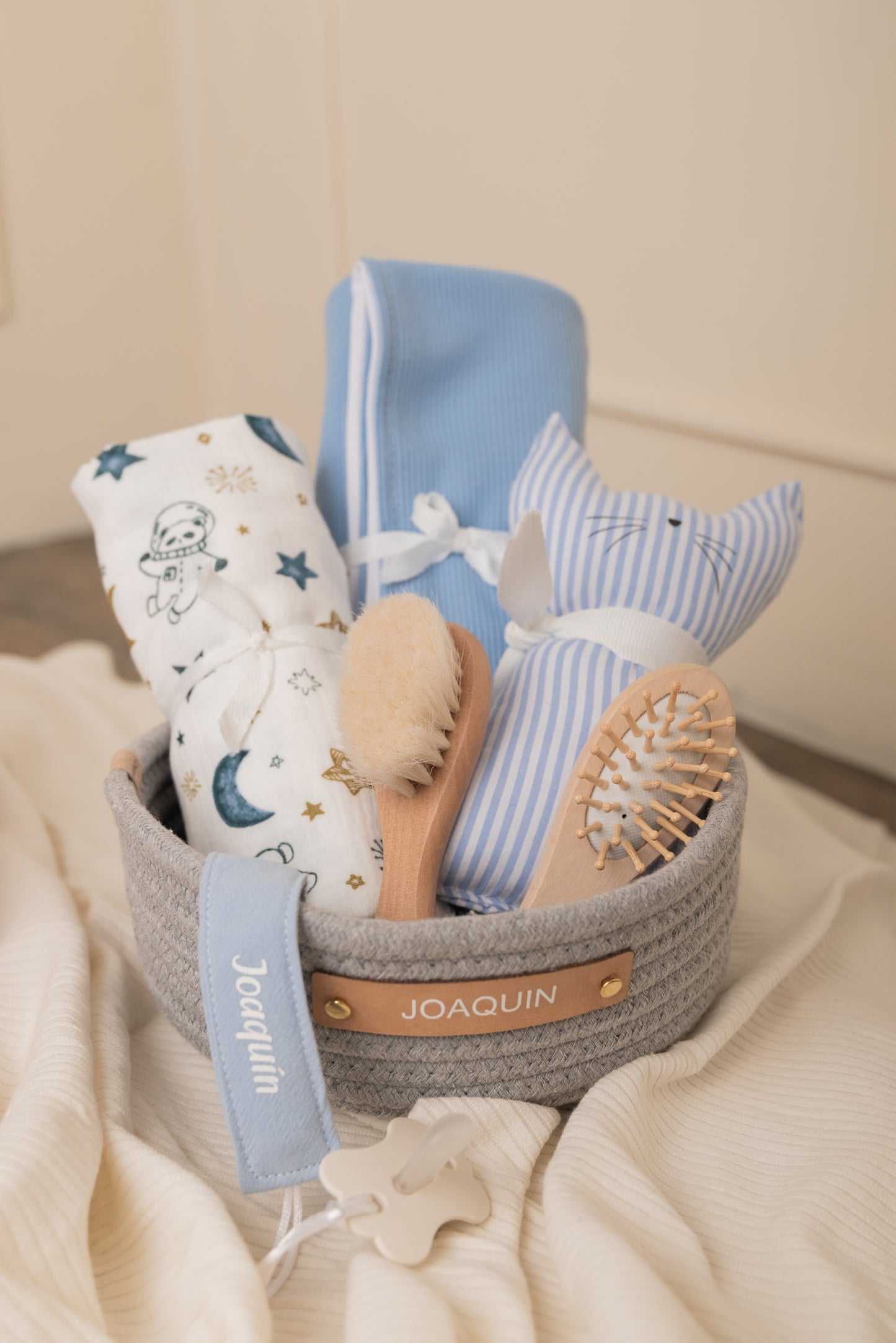 Canasto personalizado Gris