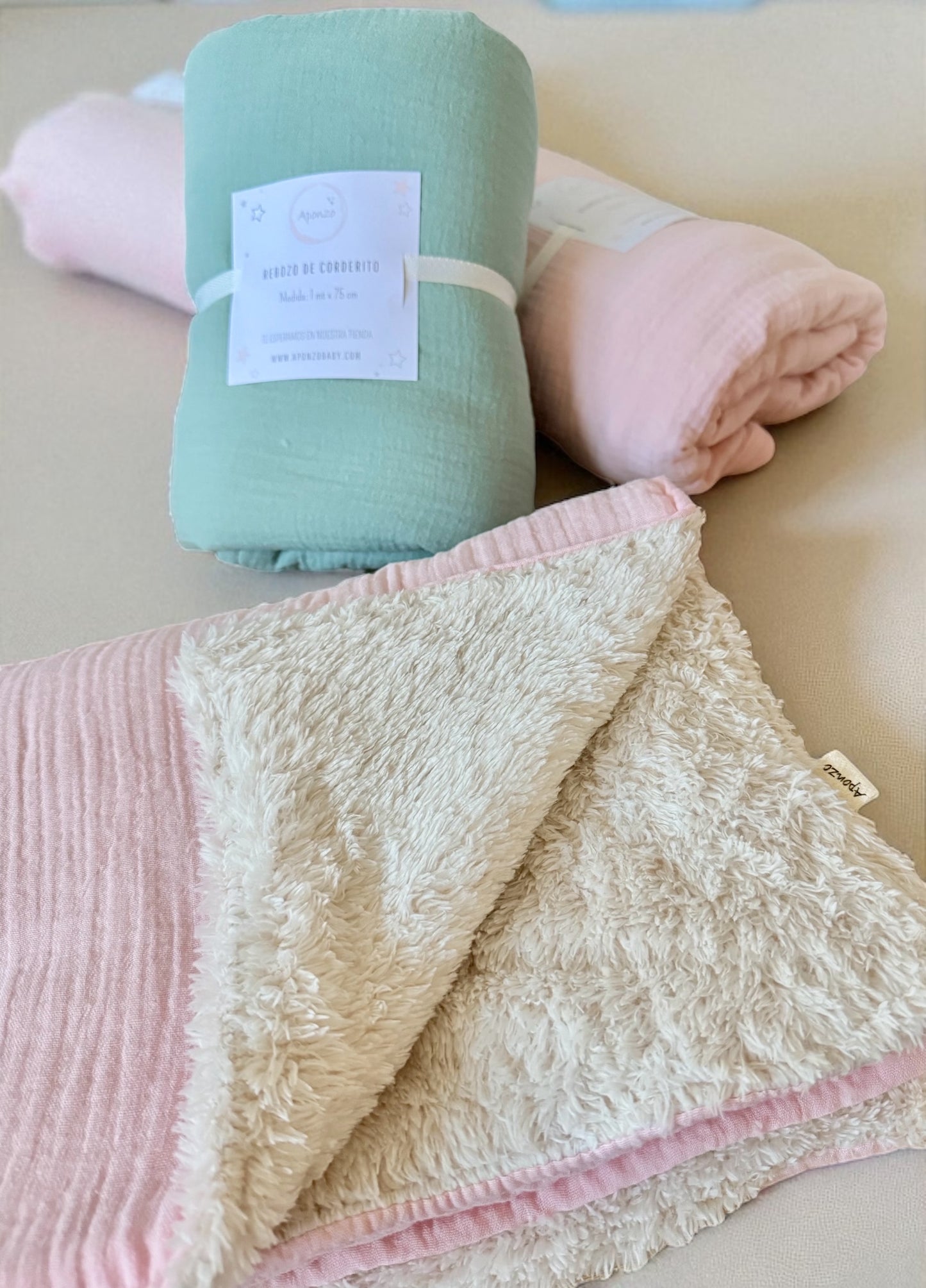 Rebozo de Corderito Liso