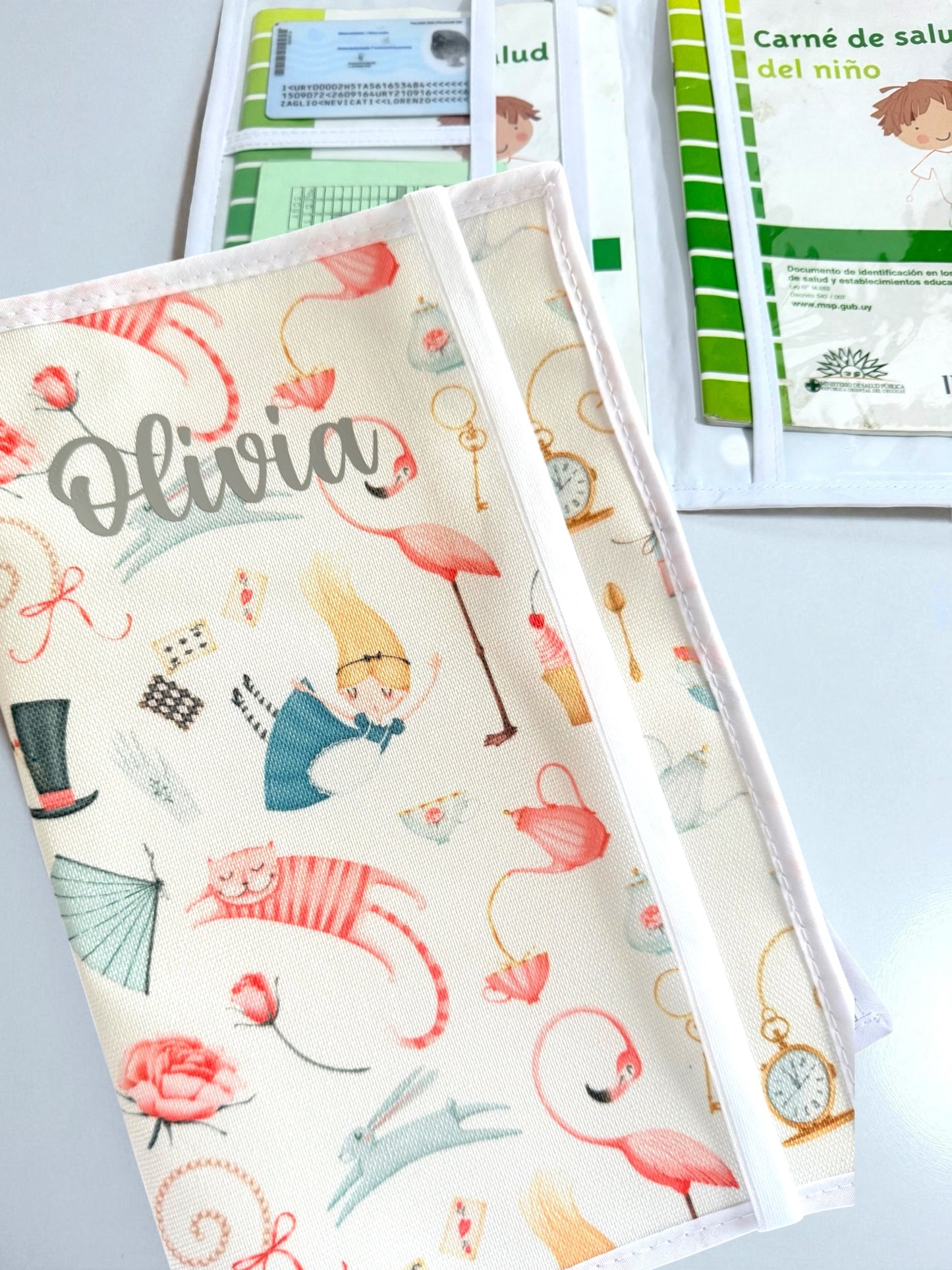 Porta documentos personalizado Alicia en el pais de las Maravillas