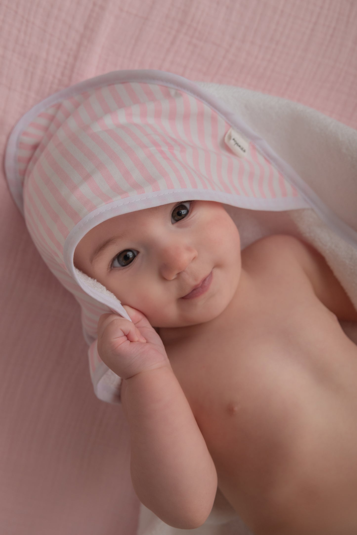 Toalla con capucha Rayado rosado y blanco Personalizada
