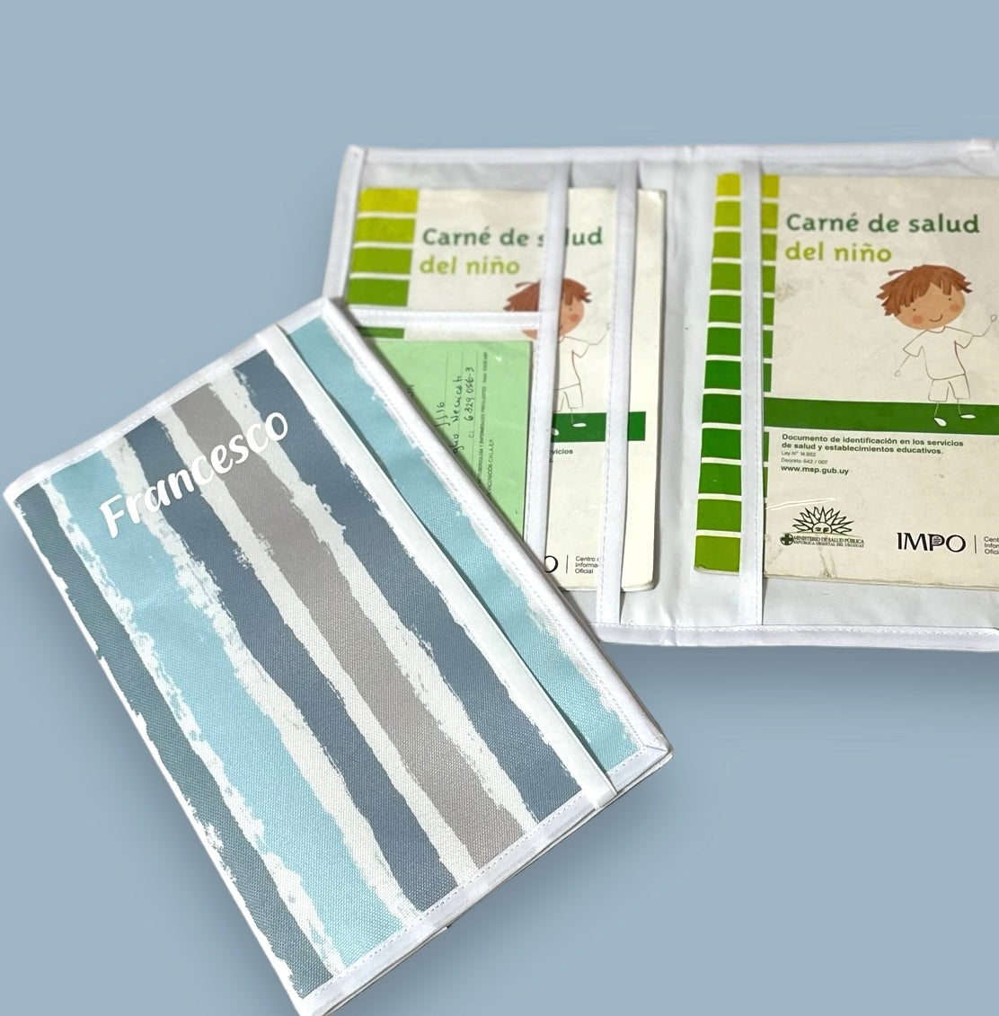 Porta documentos personalizado Rayado celeste y gris